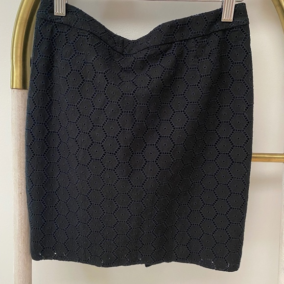 Blumarine Made in Italy 100% Cotton Eyelet Mini Pencil Navy Summer Skirt Size 2 - Picture 1 of 6